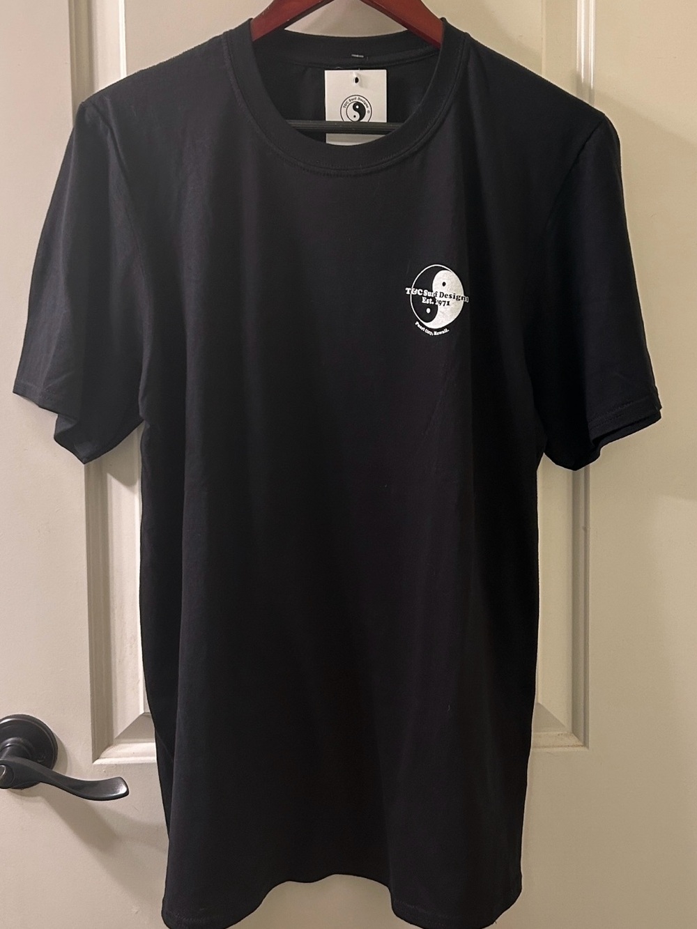 NWT T & C SURF X Volkswagen Black Tee, Sz M